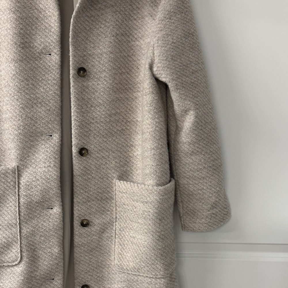 Banana Republic Light Gray , oatmeal color Trench Coat - Picture 2 of 6